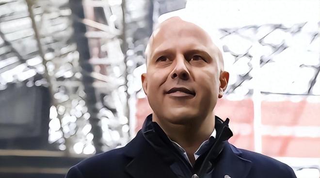 赛中贡献了 赛中贡献了