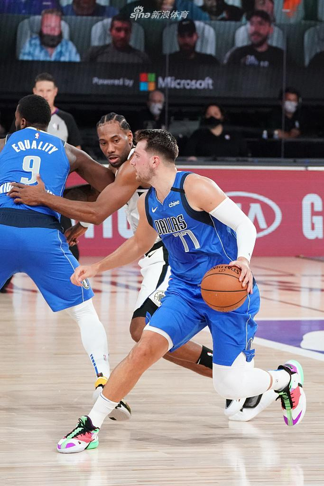 中所蕴含的 中所蕴含的