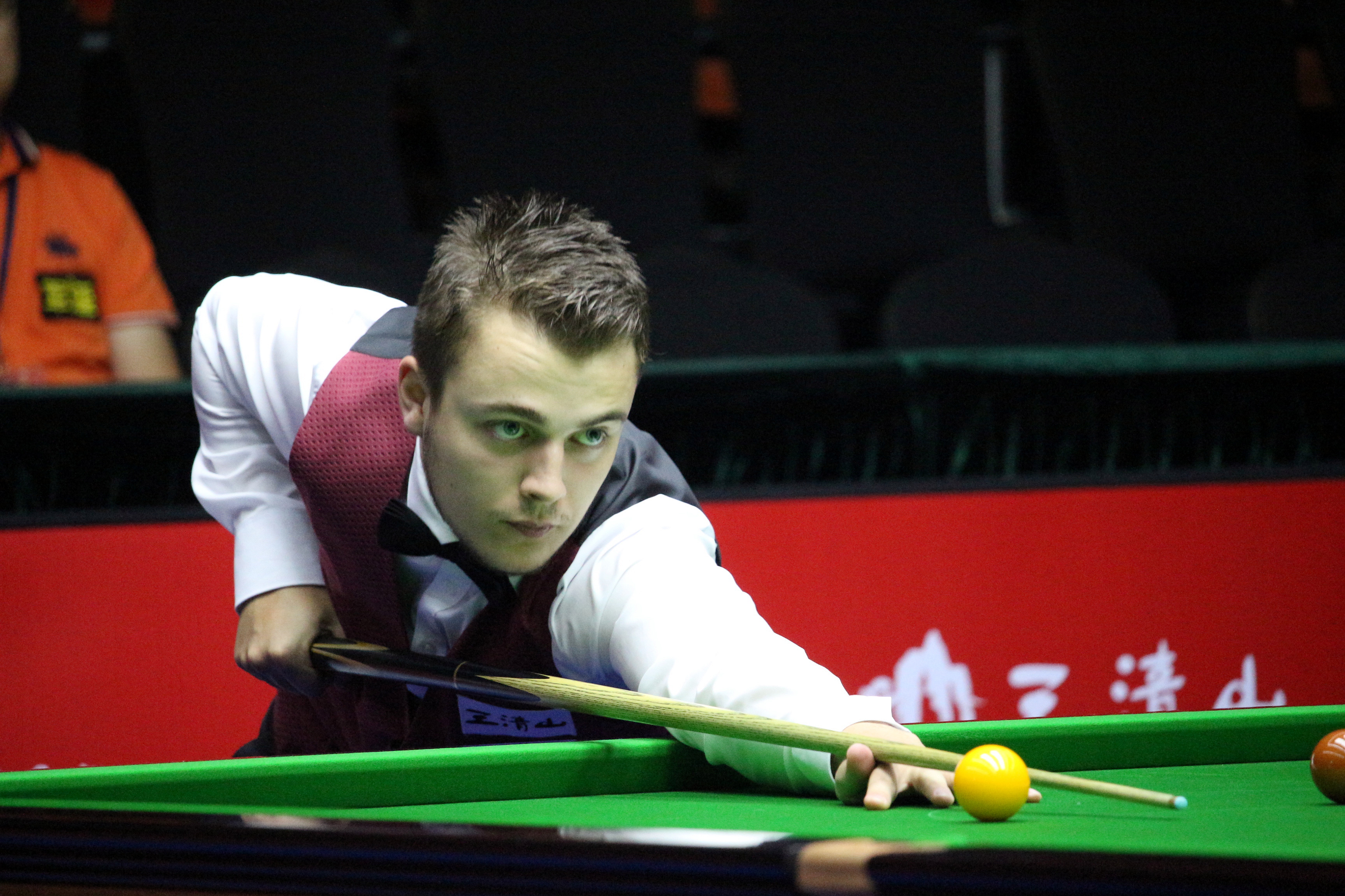 观众席上的 观众席上的