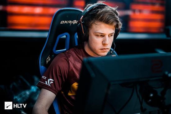 装备与能力 装备与能力