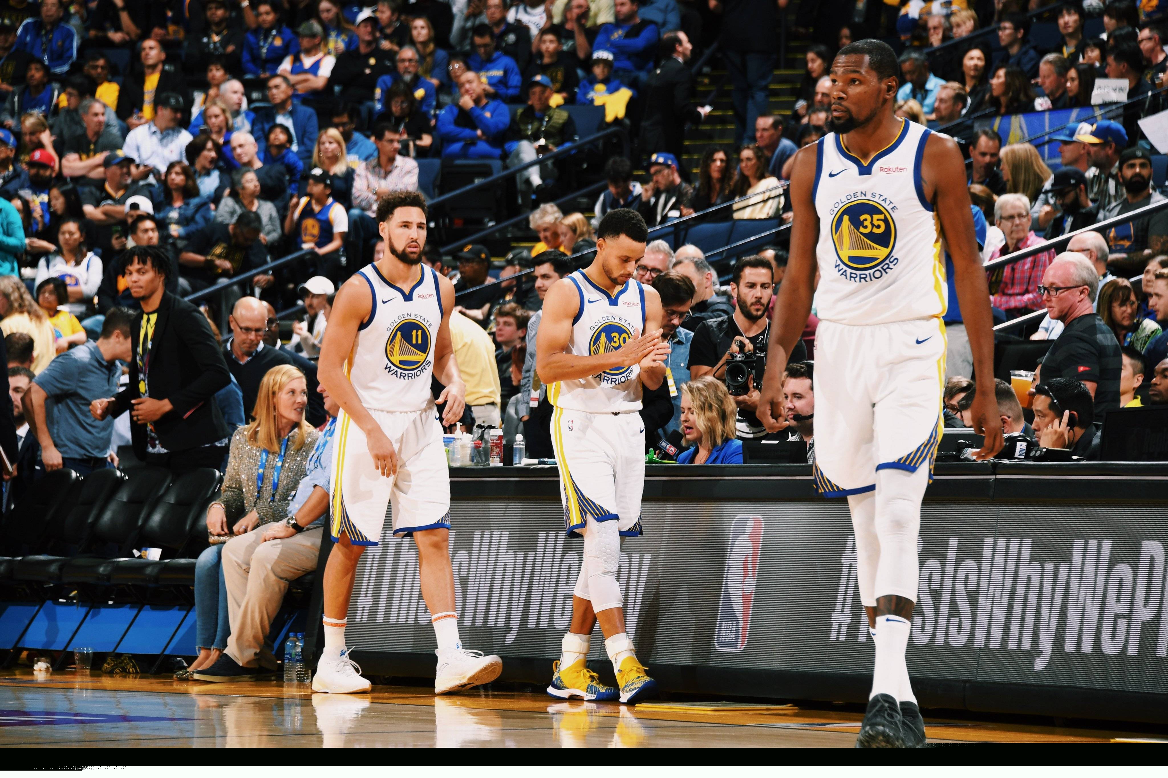 洞穿密集防 洞穿密集防